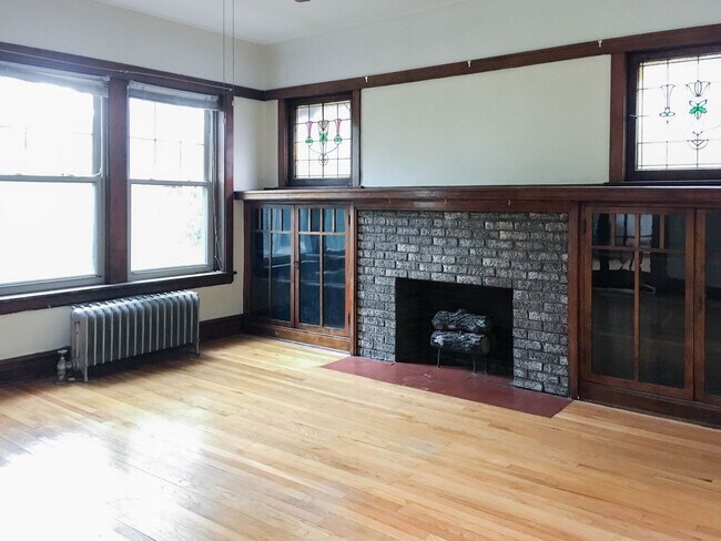 3821 N Lawndale Ave, Unit 1