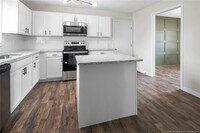 1067 Pleasant Oak Dr photo'