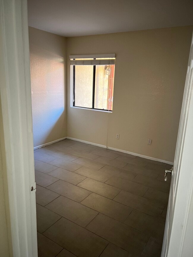 120 Avenida Las Brisas, Unit B