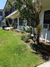 Glendale Terrace Apartments in Glendale, CA - Building Photo - Building Photo