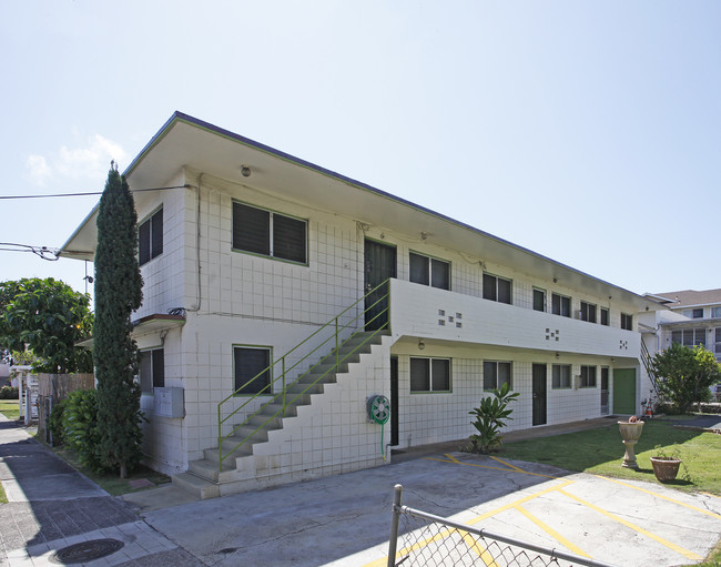 716 Paani St in Honolulu, HI - Building Photo - Building Photo