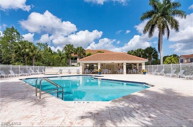1400 Tiffany Ln in Naples, FL - Building Photo - Building Photo