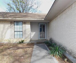 2200 Laurel St in Denton, TX - Building Photo - Building Photo