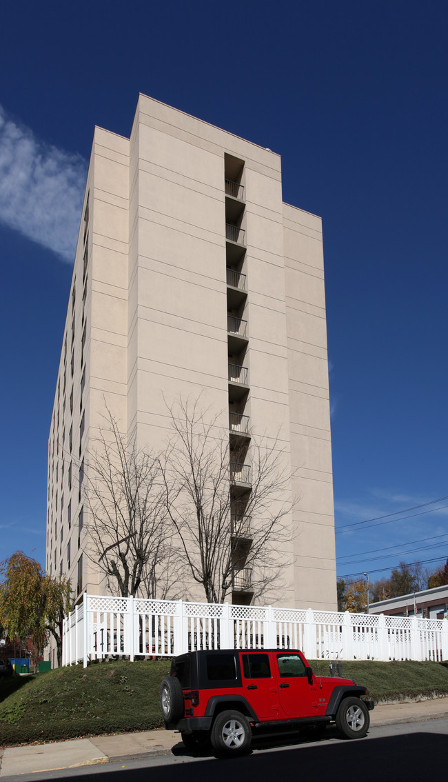 Marion Unity Apartment in Fairmont, WV - Foto de edificio - Building Photo