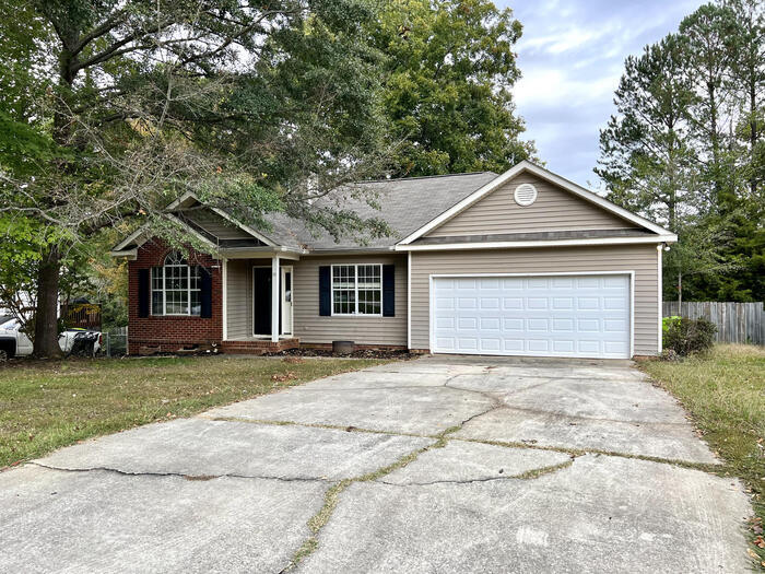 10 Elcock Cir in Irmo, SC - Building Photo