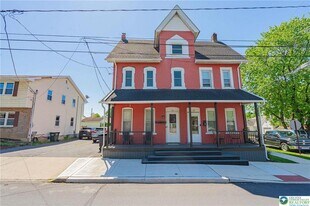 34 E Washington Ave in Bethlehem, PA - Building Photo