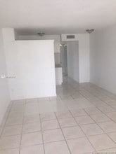 7917 West Dr-Unit -27 in North Bay Village, FL - Building Photo - Building Photo