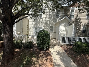 Room in Townhome on McGoogan Ln in Charlotte, NC - Building Photo - Building Photo