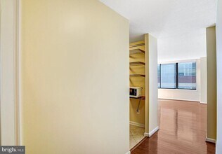 1301 20th St NW in Washington, DC - Building Photo - Building Photo