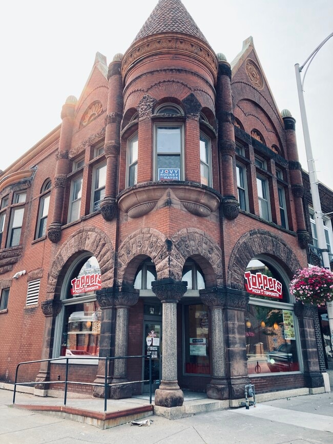 129 E 3rd St, Unit 129 1/2 E 3RD