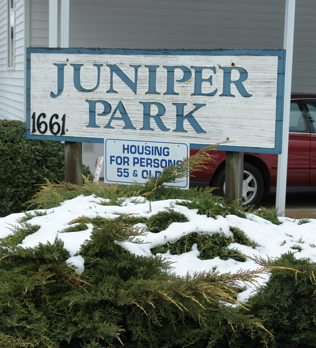 Juniper Park (55 & over) in Cottage Grove, OR - Building Photo - Building Photo