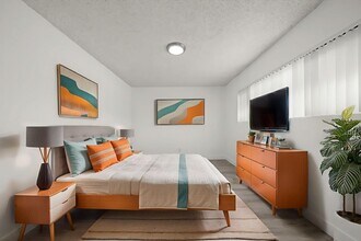 839-845 Glenway Drive in Inglewood, CA - Building Photo - Building Photo