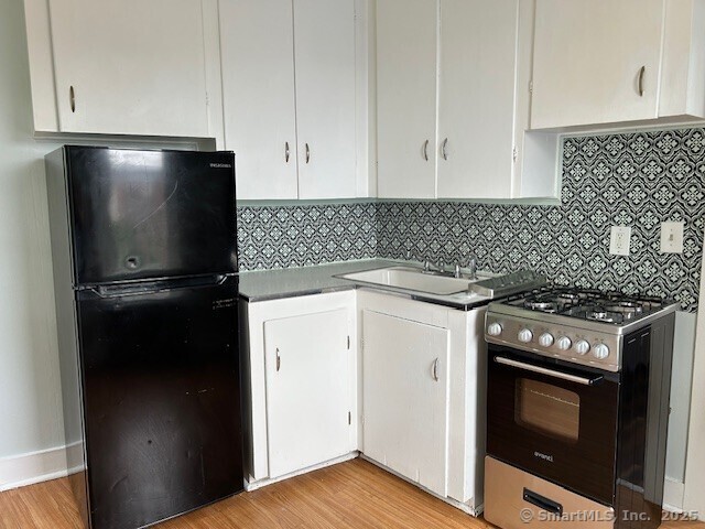 40 Pearl St in New London, CT - Building Photo