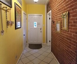 1916 S 10th St, Unit First Floor in St. Louis, MO - Foto de edificio - Building Photo