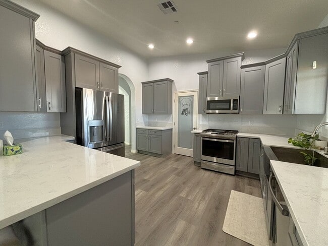 property at 9875 Magnolia Ave