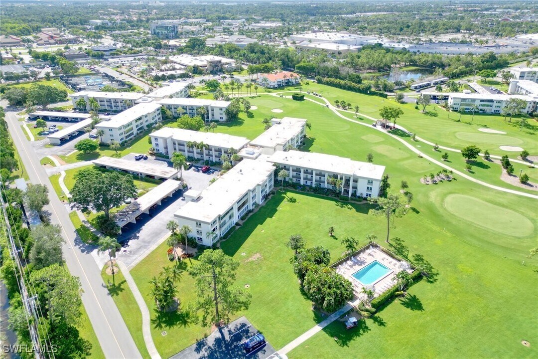 1740 Pine Valley Dr in Ft. Myers, FL - Building Photo