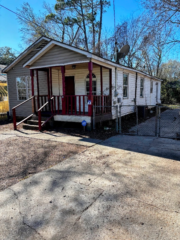 property at 4049 N 38th St