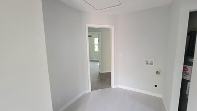 5230 Amazon Ave in Jacksonville, FL - Building Photo - Building Photo