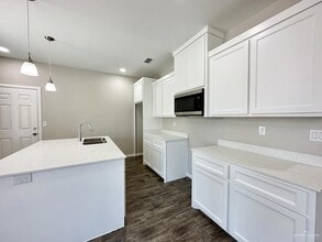 1404 Vani Dr, Unit 1 in Weslaco, TX - Foto de edificio - Building Photo