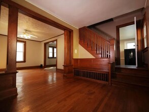 910 S 25th St in Omaha, NE - Building Photo - Building Photo