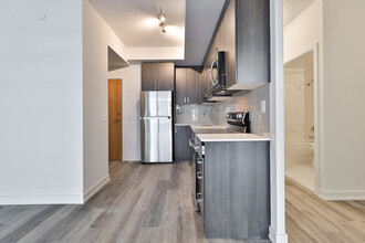 1435 Celebration Dr in Pickering, ON - Building Photo - Building Photo