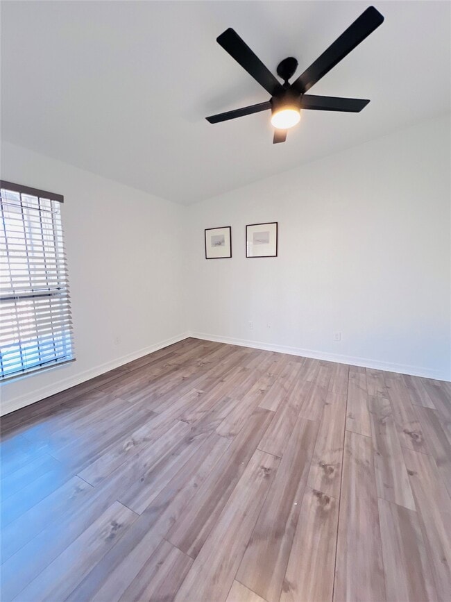 property at 2110 Wilcrest Dr