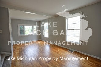 1206 4th St NW in Grand Rapids, MI - Building Photo - Building Photo