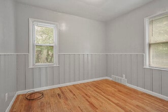 19356 Westmoreland Rd in Detroit, MI - Building Photo - Building Photo