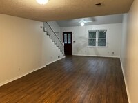408 Rice Dr photo'