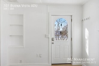 707 Buena Vista Ave in Lake Orion, MI - Building Photo - Building Photo