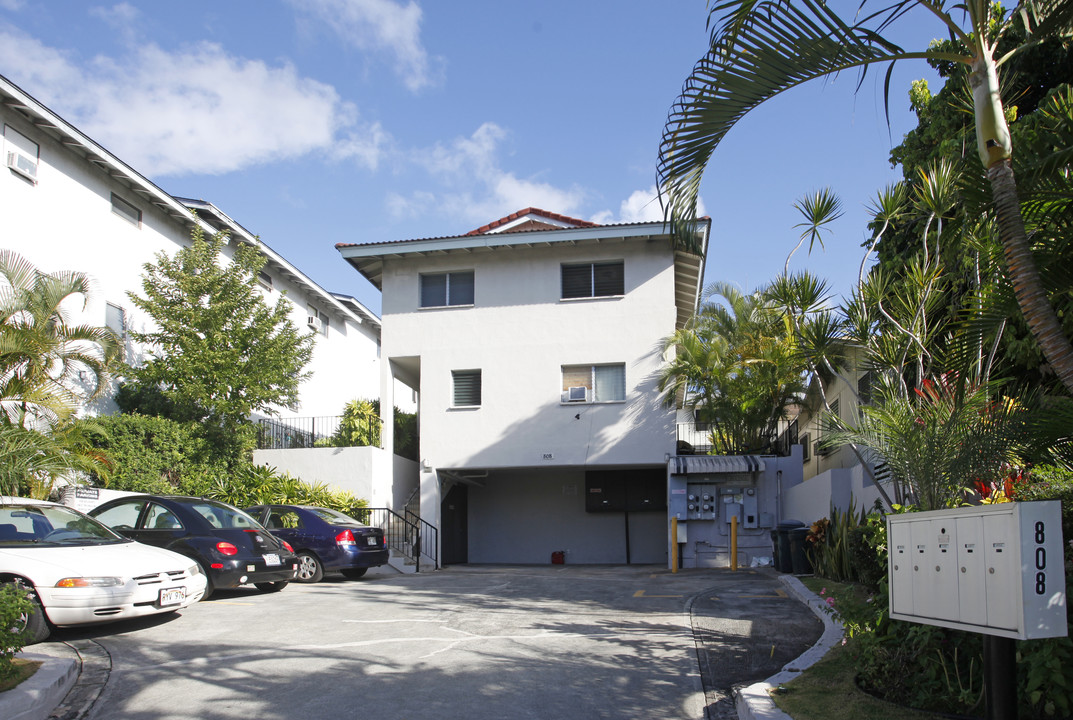 808 Lunalilo St in Honolulu, HI - Foto de edificio