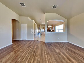 2703 Pleasant Hill Rd in Grand Prairie, TX - Building Photo - Building Photo