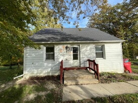 13131 Parrish Ave in Cedar Lake, IN - Building Photo