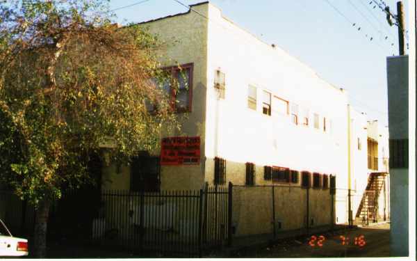 1717 W 48th St in Los Angeles, CA - Building Photo