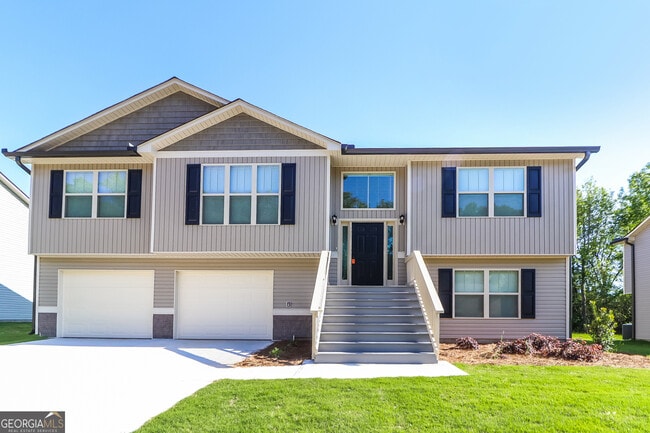 property at 428 Charleston Pl