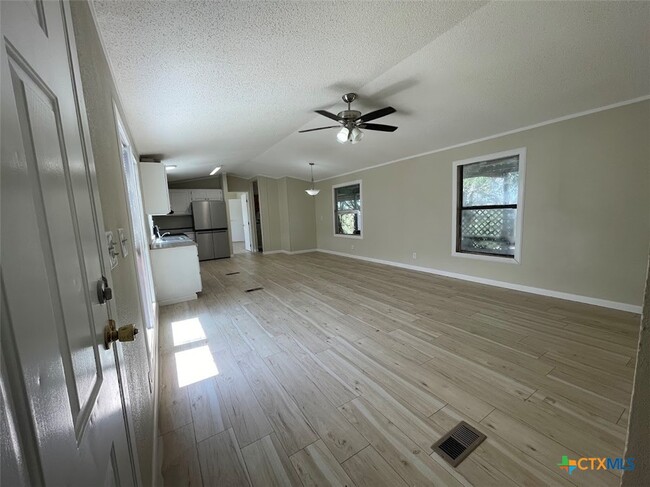 6003 Apache Moon in Spring Branch, TX - Building Photo - Building Photo