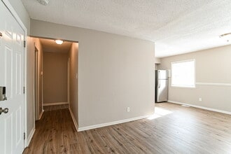 1618 Longleaf Dr in Charlotte, NC - Building Photo - Building Photo