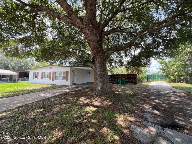 property at 1221 Cypress Ln
