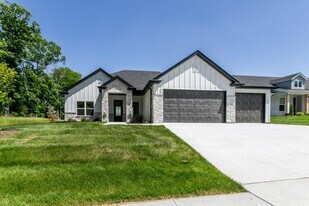 700 Sagemoor Dr in Columbia, MO - Building Photo