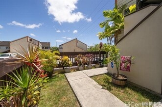 98-360-360 Koauka Loop in Aiea, HI - Building Photo - Building Photo