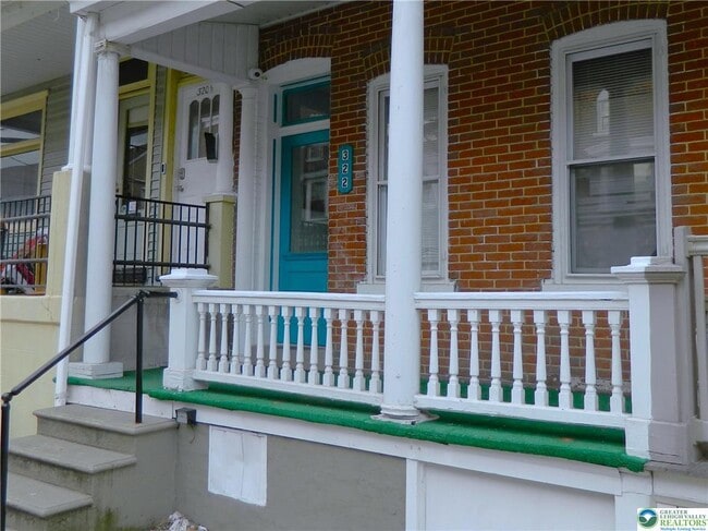 property at 322 N Franklin St