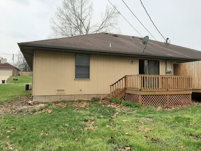 3801 W Sylvania St in Springfield, MO - Building Photo - Building Photo