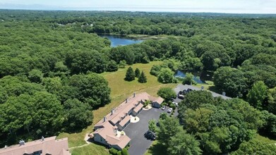 260 Sweet Allen Farm Rd, Unit Sweet Allen Farm Rd in South Kingstown, RI - Foto de edificio - Building Photo