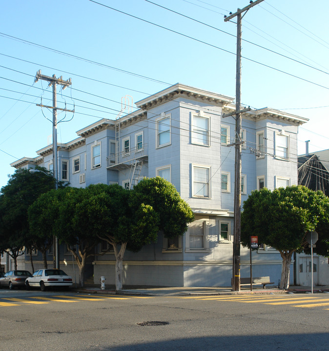 590 8th Ave in San Francisco, CA - Building Photo