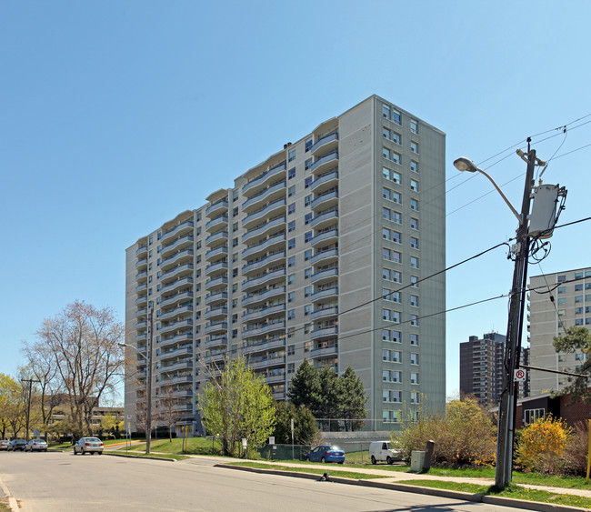 Bonneville Towers in Toronto, ON - Building Photo - Building Photo