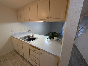 4617 80th St NE in Marysville, WA - Foto de edificio - Building Photo