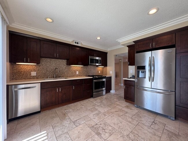 24551 Tarazona in Mission Viejo, CA - Building Photo - Building Photo