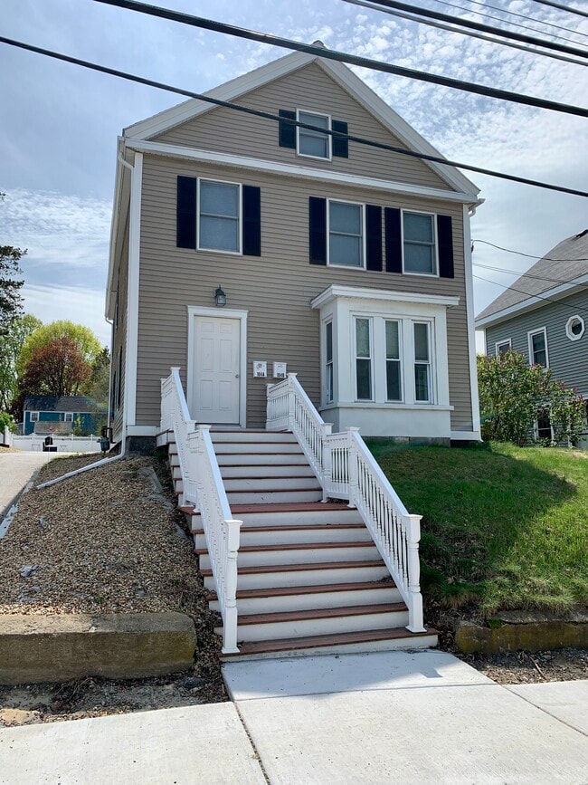 104 Elm St, Unit 104 Elm St. Unit A