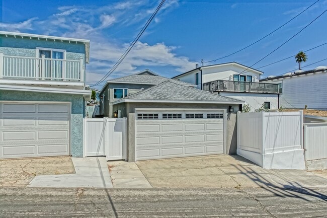512 24th St in Manhattan Beach, CA - Building Photo - Building Photo