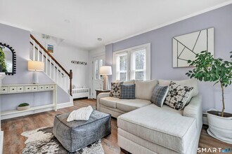 132 Pequot Ave in Fairfield, CT - Building Photo - Building Photo